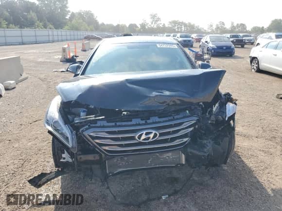 2015 Hyundai Sonata Limited with VIN 5NPE34AF9FH109690, listed as a Copart auction lot 64752095 with 65,509 mi miles and Salvage title. Bid and sale history available at DreamBid. Image 5.
