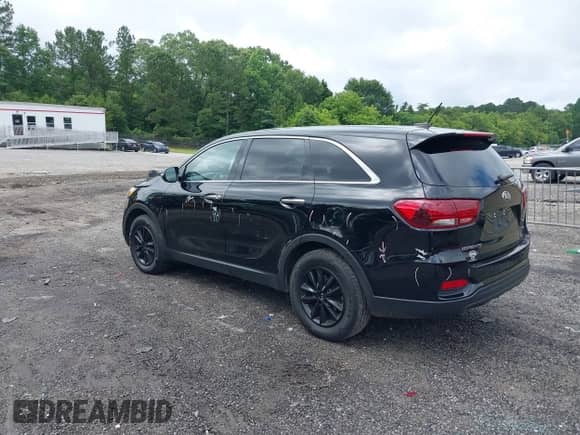 2020 Kia Sorento L with VIN 5XYPG4A35LG700802, listed as a IAAI auction lot 42508178 with 95,000 mi miles and . Bid and sale history available at DreamBid. Image 3.
