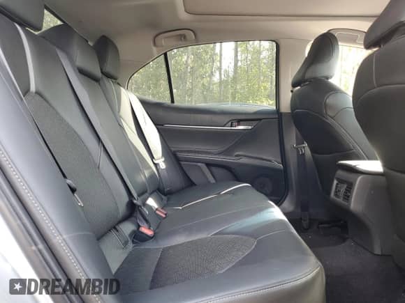 2018 Toyota Camry XSE с VIN 4T1B61HK2JU003314, выставлен на аукционе Copart как лот 71150045 с пробегом 99 571 миль миль и Списание • Salvage title. История ставок и продаж доступна на DreamBid. Изображение 10.