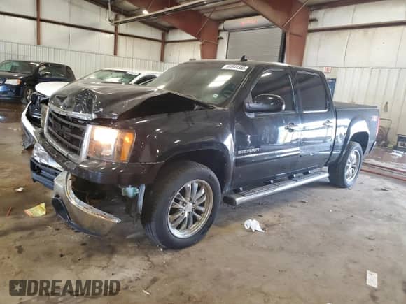 2011 GMC Sierra 1500 SLT z VIN 3GTP2WE30BG145648, wystawiony jako Copart lot #64944385 z przebiegiem 163 782 mil mil oraz Czysty tytuł • Clean title. Historia ofert i sprzedaży dostępna na DreamBid. Obrazek 1.