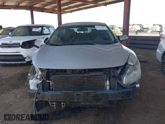 2014 Nissan Maxima SV with VIN 1N4AA5APXEC475581, listed as a IAAI auction lot 42554613 with 156,412 mi miles and . Bid and sale history available at DreamBid. Image 6.