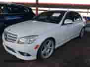 2009 Mercedes-Benz C 300 Sport z VIN WDDGF54X49F245367, wystawiony jako IAAI lot #43462372 z przebiegiem 117 239 mil mil oraz . Historia ofert i sprzedaży dostępna na DreamBid. Obrazek 2.