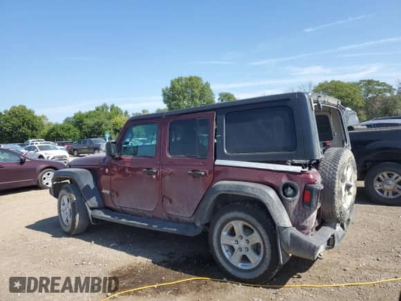 2021 Jeep Wrangler Unlimited Sport with VIN 1C4HJXKNXMW659420, listed as a Copart auction lot 70335385 with Not provided miles and Salvage title. Bid and sale history available at DreamBid. Image 2.