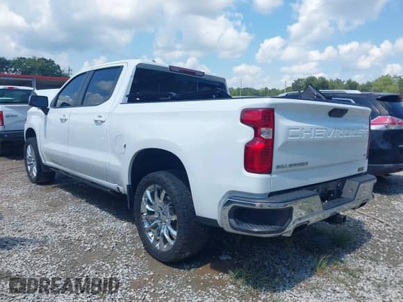 2021 Chevrolet Silverado 1500 LT with VIN 1GCUYDED8MZ300996, listed as a IAAI auction lot 43137031 with 78,276 mi miles and . Bid and sale history available at DreamBid. Image 3.