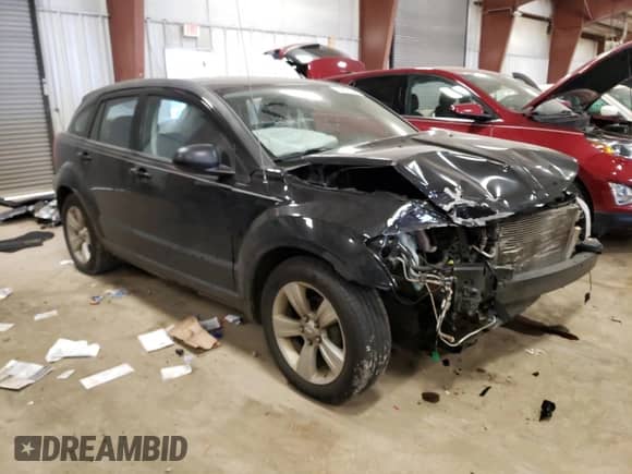 2010 Dodge Caliber SXT z VIN 1B3CB4HA7AD619122, wystawiony jako Copart lot #36925394 z przebiegiem 132 315 mil mil oraz Czysty tytuł • Clean title. Historia ofert i sprzedaży dostępna na DreamBid. Obrazek 4.