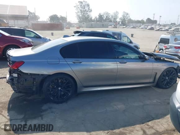 2022 BMW 7 Series 740i с VIN WBA7T2C05NCJ98753, выставлен на аукционе IAAI как лот 42644365 с пробегом 54 266 миль миль и . История ставок и продаж доступна на DreamBid. Изображение 14.