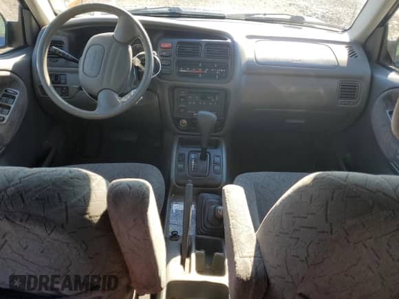 2002 Chevrolet Tracker ZR2 с VIN 2CNBJ734926944723, выставлен на аукционе Copart как лот 79505484 с пробегом 121 510 миль миль и Списание • Salvage title. История ставок и продаж доступна на DreamBid. Изображение 8.