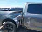 2022 Ford F-150 XL z VIN 1FTEW1CP1NFA79573, wystawiony jako IAAI lot #43100224 z przebiegiem 71 475 mil mil oraz . Historia ofert i sprzedaży dostępna na DreamBid. Obrazek 6.