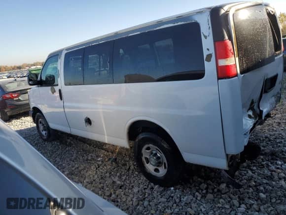 2009 Chevrolet Express Passenger с VIN 1GAHG35K091166089, выставлен на аукционе Copart как лот 76703124 с пробегом 184 354 миль миль и Чистый • Clean title. История ставок и продаж доступна на DreamBid. Изображение 2.