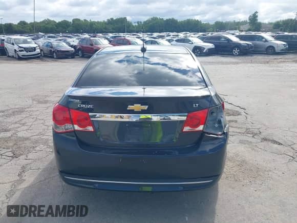2015 Chevrolet Cruze LT with VIN 1G1PC5SB3F7217827, listed as a IAAI auction lot 43036481 with 79,150 mi miles and . Bid and sale history available at DreamBid. Image 16.