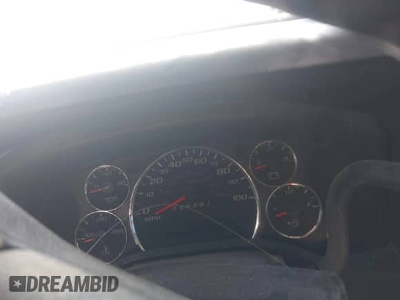 2019 Chevrolet Express Cargo z VIN 1GCWGBFG8K1317771, wystawiony jako IAAI lot #41205692 z przebiegiem Nie podano mil oraz . Historia ofert i sprzedaży dostępna na DreamBid. Obrazek 7.