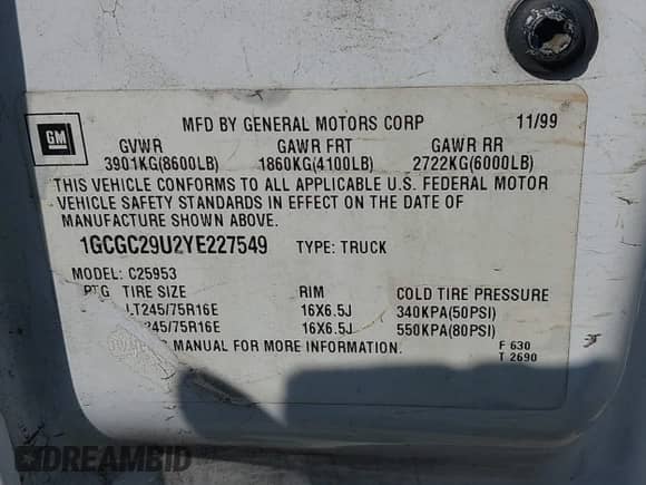 2000 Chevrolet Silverado 2500 LS с VIN 1GCGC29U2YE227549, выставлен на аукционе IAAI как лот 42779637 с пробегом 507 895 миль миль и . История ставок и продаж доступна на DreamBid. Изображение 9.