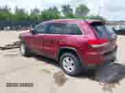 2017 Jeep Grand Cherokee Laredo z VIN 1C4RJFAG7HC612970, wystawiony jako IAAI lot #42673059 z przebiegiem 115 177 mil mil oraz . Historia ofert i sprzedaży dostępna na DreamBid. Obrazek 3.
