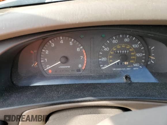 1995 Toyota Camry DX z VIN 4T1SK11E6SU553990, wystawiony jako Copart lot #68037885 z przebiegiem 195 488 mil mil oraz Szkoda całkowita • Salvage title. Historia ofert i sprzedaży dostępna na DreamBid. Obrazek 9.