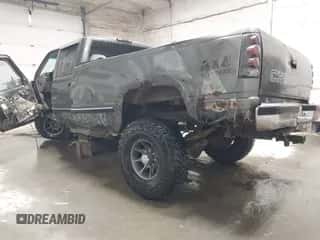 2000 Chevrolet Silverado 3500 z VIN 1GCHK33J1YF421544, wystawiony jako IAAI lot #41424411 z przebiegiem 219 065 mil mil oraz . Historia ofert i sprzedaży dostępna na DreamBid. Obrazek 6.