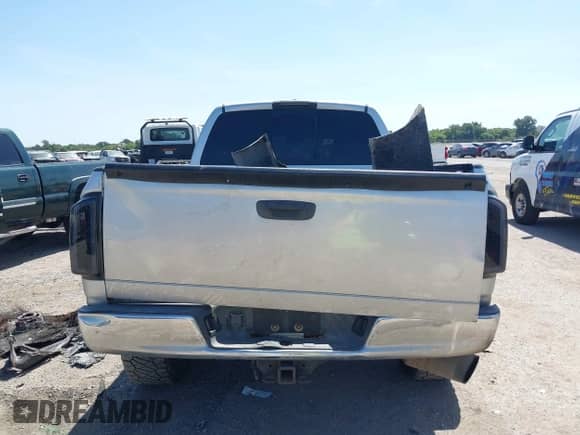 2008 Dodge 2500 SLT with VIN 3D7KS28A38G250115, listed as a IAAI auction lot 42871755 with 288,576 mi miles and . Bid and sale history available at DreamBid. Image 17.