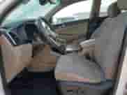 2019 Hyundai Tucson Night Edition z VIN KM8J33AL6KU863981, wystawiony jako Copart lot #39750803 z przebiegiem 68 114 mil mil oraz . Historia ofert i sprzedaży dostępna na DreamBid. Obrazek 7.