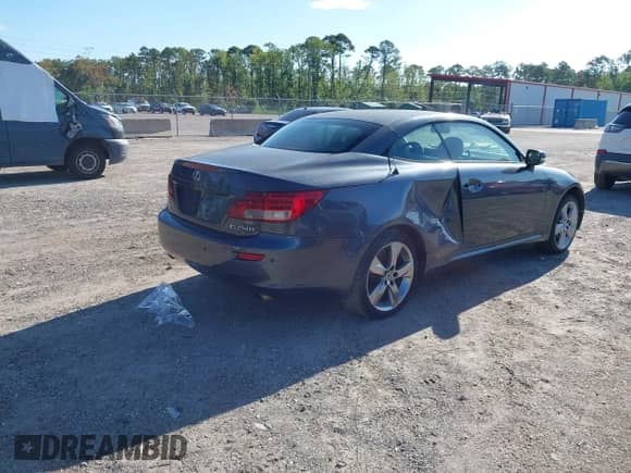 2011 Lexus IS 250 C with VIN JTHFF2C29B2520771, listed as a IAAI auction lot 42621886 with Not provided miles and . Bid and sale history available at DreamBid. Image 4.