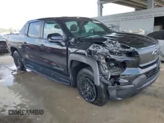 2024 Chevrolet Silverado EV Work Truck z VIN 1GC10VEL3RU205841, wystawiony jako Copart lot #53551295 z przebiegiem 10 144 mil mil oraz Czysty tytuł • Clean title. Historia ofert i sprzedaży dostępna na DreamBid. Obrazek 4.
