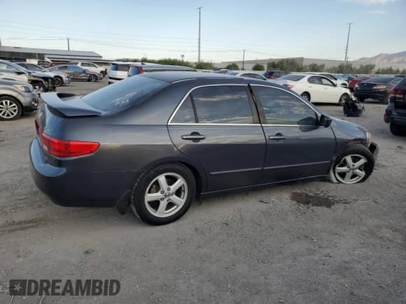 2005 Honda Accord EX with VIN 1HGCM56735A065771, listed as a Copart auction lot 70216715 with 139,404 mi miles and Salvage title. Bid and sale history available at DreamBid. Image 3.