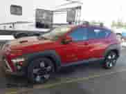 2024 Hyundai Kona SEL с VIN KM8HB3AB2RU109592, выставлен на аукционе IAAI как лот 43141434 с пробегом 18 592 миль миль и . История ставок и продаж доступна на DreamBid. Изображение 15.