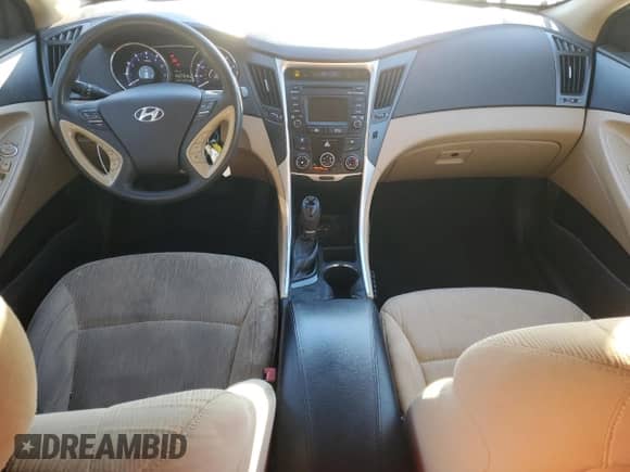 2014 Hyundai Sonata GLS z VIN 5NPEB4AC8EH862280, wystawiony jako Copart lot #82477145 z przebiegiem 160 053 mil mil oraz Czysty tytuł • Clean title. Historia ofert i sprzedaży dostępna na DreamBid. Obrazek 8.