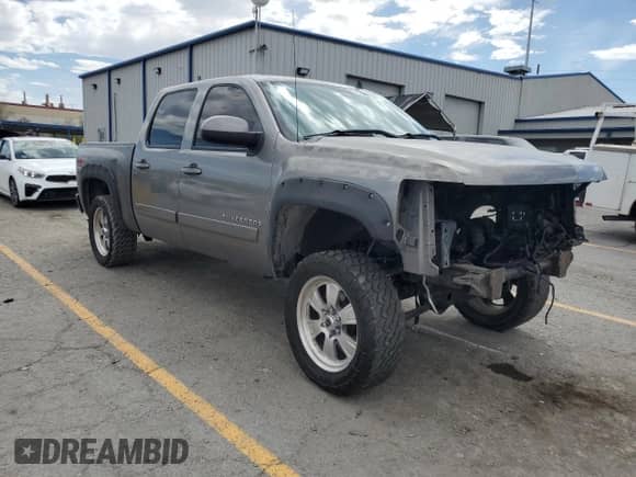 2008 Chevrolet Silverado 1500 1LT with VIN 3GCEK13J68G229476, listed as a Copart auction lot 69774465 with Not provided miles and Salvage title. Bid and sale history available at DreamBid. Image 4.