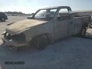 2003 GMC Sierra 1500 SLE с VIN 1GTEC14T23Z275599, выставлен на аукционе Copart как лот 71853644 с пробегом Не указан миль и На запчасти • Non repairable. История ставок и продаж доступна на DreamBid. Изображение 1.