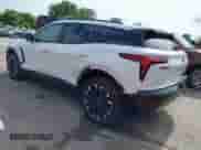 2024 Chevrolet Blazer EV eAWD RS z VIN 3GNKDCRJ9RS164239, wystawiony jako IAAI lot #42724796 z przebiegiem 9 165 mil mil oraz . Historia ofert i sprzedaży dostępna na DreamBid. Obrazek 3.