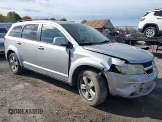 2010 Dodge Journey SXT с VIN 3D4PG5FV3AT274813, выставлен на аукционе IAAI как лот 43431200 с пробегом 160 282 миль миль и . История ставок и продаж доступна на DreamBid. Изображение 1.