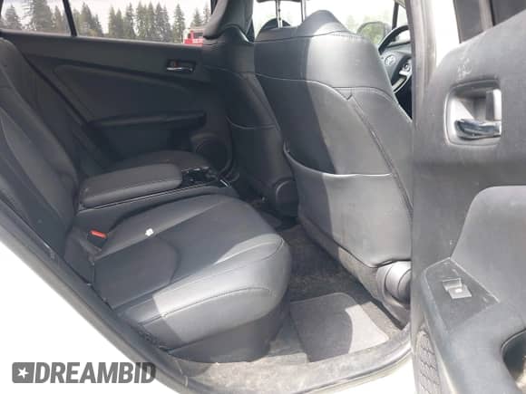 2018 Toyota Prius Plus z VIN JTDKARFP2J3078424, wystawiony jako IAAI lot #42532918 z przebiegiem 93 465 mil mil oraz . Historia ofert i sprzedaży dostępna na DreamBid. Obrazek 8.