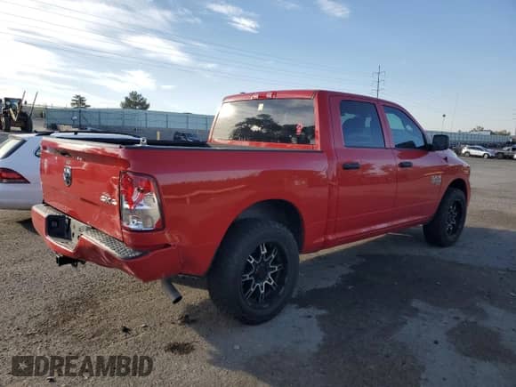 2019 Ram 1500 Express z VIN 1C6RR7KGXKS504537, wystawiony jako Copart lot #60721095 z przebiegiem 64 022 mil mil oraz Szkoda całkowita • Salvage title. Historia ofert i sprzedaży dostępna na DreamBid. Obrazek 3.