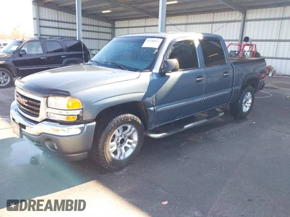 2006 GMC Sierra 1500 SLT with VIN 2GTEK13Z561315535, listed as a IAAI auction lot 41386813 with Not provided miles and . Bid and sale history available at DreamBid. Image 17.