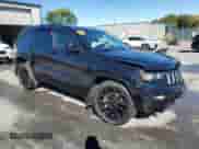 2021 Jeep Grand Cherokee Laredo E z VIN 1C4RJFAG5MC887375, wystawiony jako Copart lot #86435705 z przebiegiem 27 719 mil mil oraz Szkoda całkowita • Salvage title. Historia ofert i sprzedaży dostępna na DreamBid. Obrazek 4.
