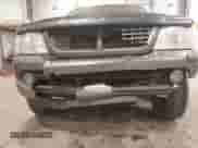 2003 Ford Explorer Eddie Bauer с VIN 1FMZU74E33UA89663, выставлен на аукционе IAAI как лот 41502361 с пробегом 201 844 миль миль и . История ставок и продаж доступна на DreamBid. Изображение 6.