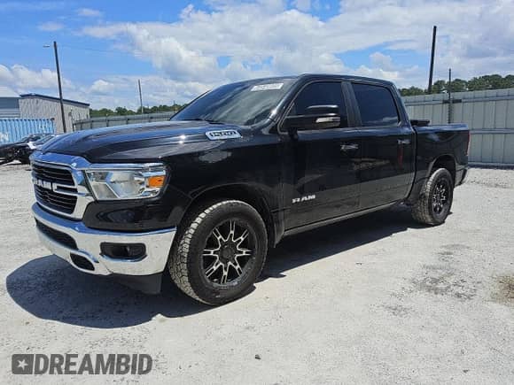 2020 Ram 1500 Big Horn with VIN 1C6RREFT8LN312223, listed as a Copart auction lot 64540805 with 84,182 mi miles and Clean title. Bid and sale history available at DreamBid. Image 1.
