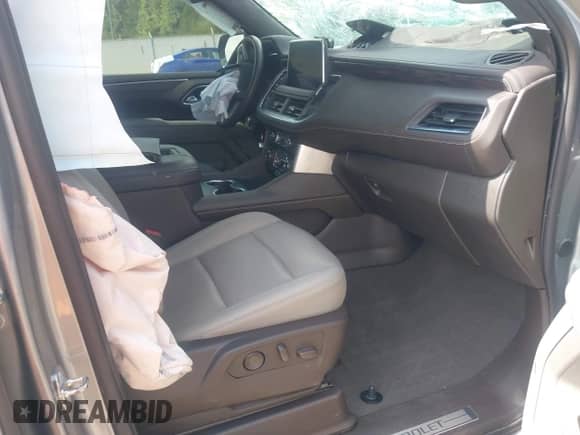 2023 Chevrolet Tahoe Z71 с VIN 1GNSKPKD5PR527315, выставлен на аукционе IAAI как лот 42712607 с пробегом Не указан миль и . История ставок и продаж доступна на DreamBid. Изображение 5.