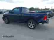2014 Ram 1500 Express z VIN 3C6JR6AT4EG277959, wystawiony jako IAAI lot #41501818 z przebiegiem 128 067 mil mil oraz . Historia ofert i sprzedaży dostępna na DreamBid. Obrazek 3.