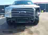 2017 Ford F-150 XL z VIN 1FTEW1CP8HKD38782, wystawiony jako IAAI lot #43161250 z przebiegiem 148 289 mil mil oraz . Historia ofert i sprzedaży dostępna na DreamBid. Obrazek 6.