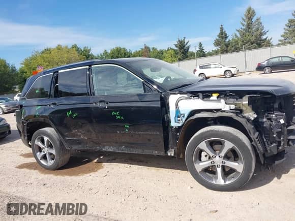 2023 Jeep Grand Cherokee Limited с VIN 1C4RJHBG3PC516665, выставлен на аукционе IAAI как лот 43357909 с пробегом 53 353 миль миль и . История ставок и продаж доступна на DreamBid. Изображение 14.