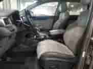 2016 Kia Sorento SXL z VIN 5XYPKDA52GG113608, wystawiony jako Copart lot #85586045 z przebiegiem 263 068 mil mil oraz Czysty tytuł • Clean title. Historia ofert i sprzedaży dostępna na DreamBid. Obrazek 7.