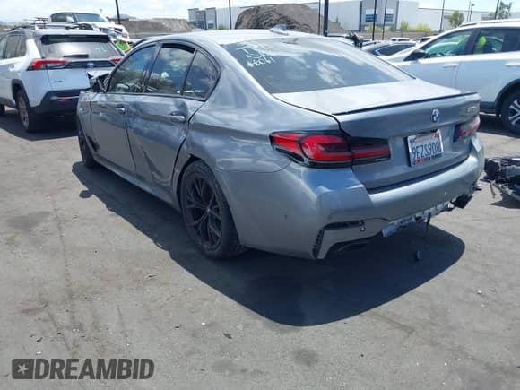 2023 BMW 5 Series 530i with VIN WBA53BH03PWY06061, listed as a IAAI auction lot 42236501 with 25,672 mi miles and . Bid and sale history available at DreamBid. Image 3.