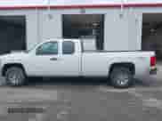 2013 Chevrolet Silverado 1500 Work Truck с VIN 1GCRKPE0XDZ221819, выставлен на аукционе IAAI как лот 43196403 с пробегом 98 851 миль миль и . История ставок и продаж доступна на DreamBid. Изображение 14.