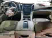 2019 Cadillac Escalade ESV Platinum с VIN 1GYS3KKJ8KR244022, выставлен на аукционе Copart как лот 69283205 с пробегом 90 489 миль миль и Списание • Salvage title. История ставок и продаж доступна на DreamBid. Изображение 8.