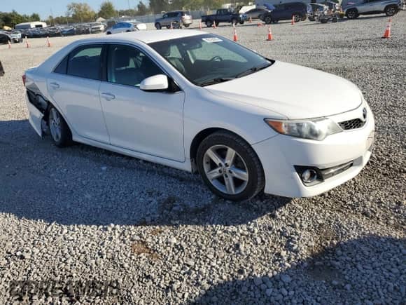 2014 Toyota Camry LE с VIN 4T1BF1FK4EU429255, выставлен на аукционе Copart как лот 86164905 с пробегом 196 715 миль миль и Списание • Salvage title. История ставок и продаж доступна на DreamBid. Изображение 4.