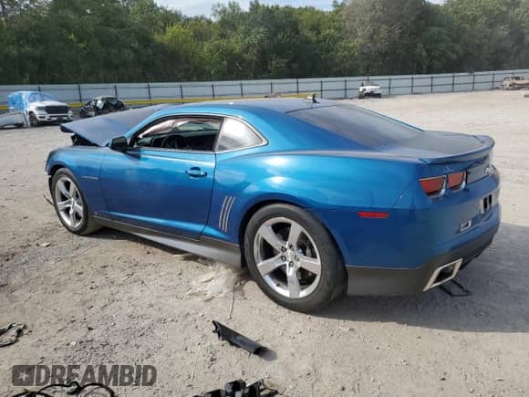 2010 Chevrolet Camaro 2SS с VIN 2G1FK1EJ7A9130983, выставлен на аукционе Copart как лот 85536095 с пробегом 20 740 миль миль и Списание • Salvage title. История ставок и продаж доступна на DreamBid. Изображение 2.