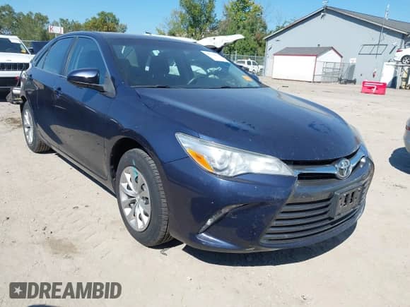 2017 Toyota Camry XLE с VIN 4T1BF1FK2HU718316, выставлен на аукционе IAAI как лот 43215103 с пробегом 85 052 миль миль и . История ставок и продаж доступна на DreamBid. Изображение 1.