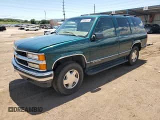 1998 Chevrolet Tahoe с VIN 1GNEK13R2WR108986, выставлен на аукционе Copart как лот 62608875 с пробегом 186 941 миль миль и Списание • Salvage title. История ставок и продаж доступна на DreamBid. Изображение 1.