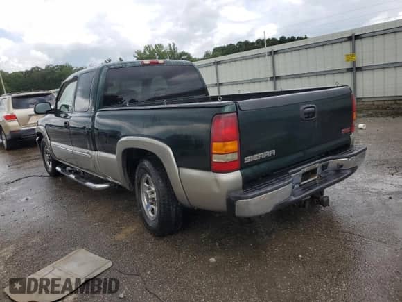 2003 GMC Sierra 1500 SLE с VIN 2GTEC19T631200650, выставлен на аукционе Copart как лот 68472175 с пробегом 151 438 миль миль и Списание • Salvage title. История ставок и продаж доступна на DreamBid. Изображение 2.