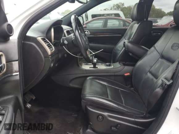 2015 Jeep Grand Cherokee Overland with VIN 1C4RJFCG8FC639010, listed as a Copart auction lot 84939425 with Not provided miles and Salvage title. Bid and sale history available at DreamBid. Image 7.